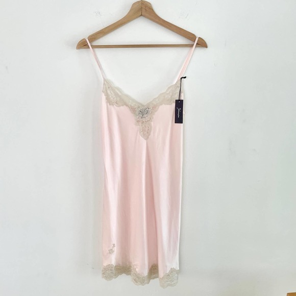 ❌ - Picture 6 of 13